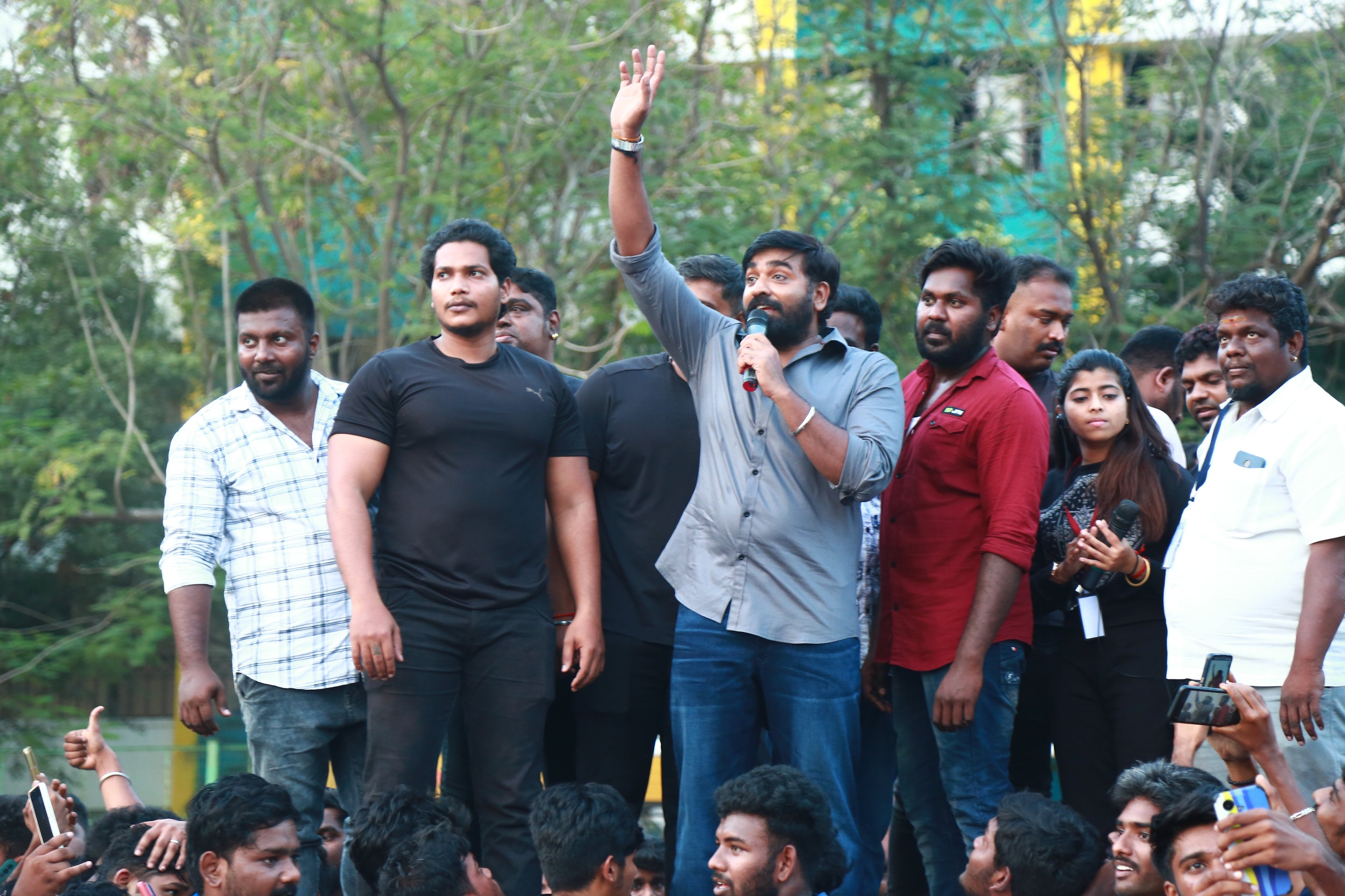 Vijay Sethu1